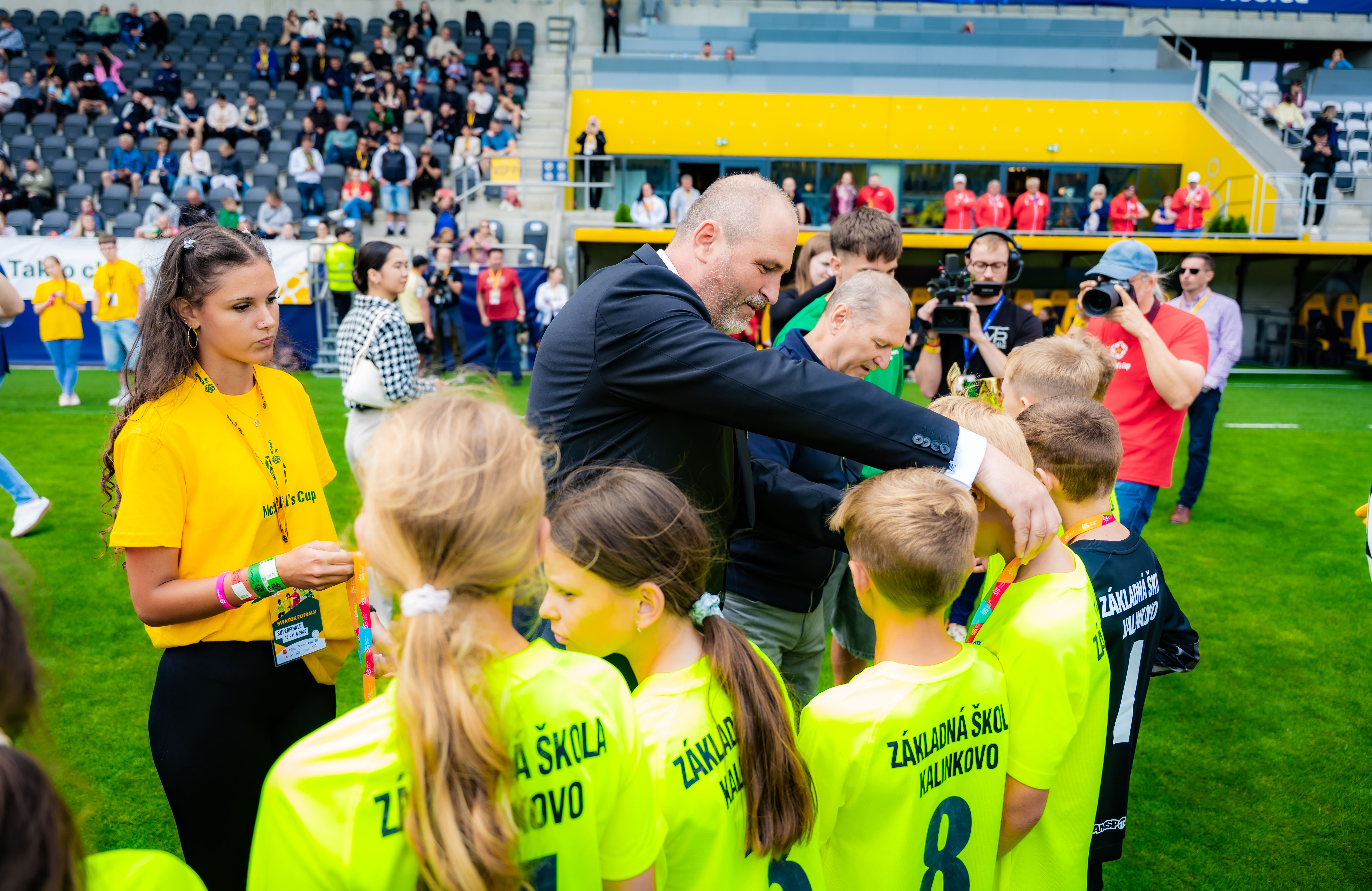 McDonalds Cup - Majstrovstva Slovenska vo futbale najmladsich ziakov a ziacok-1-86